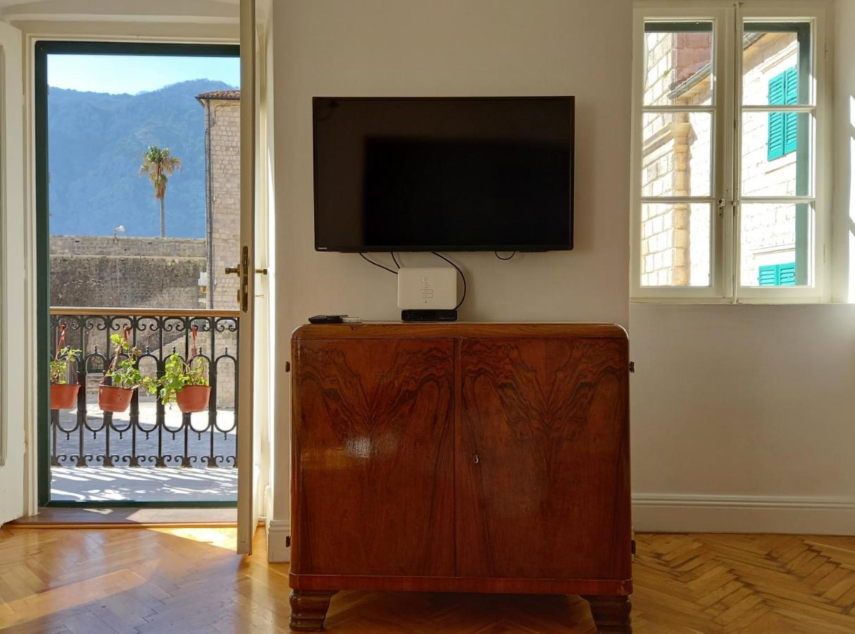 Old Town Sea Gate Apartment Kotor Luaran gambar